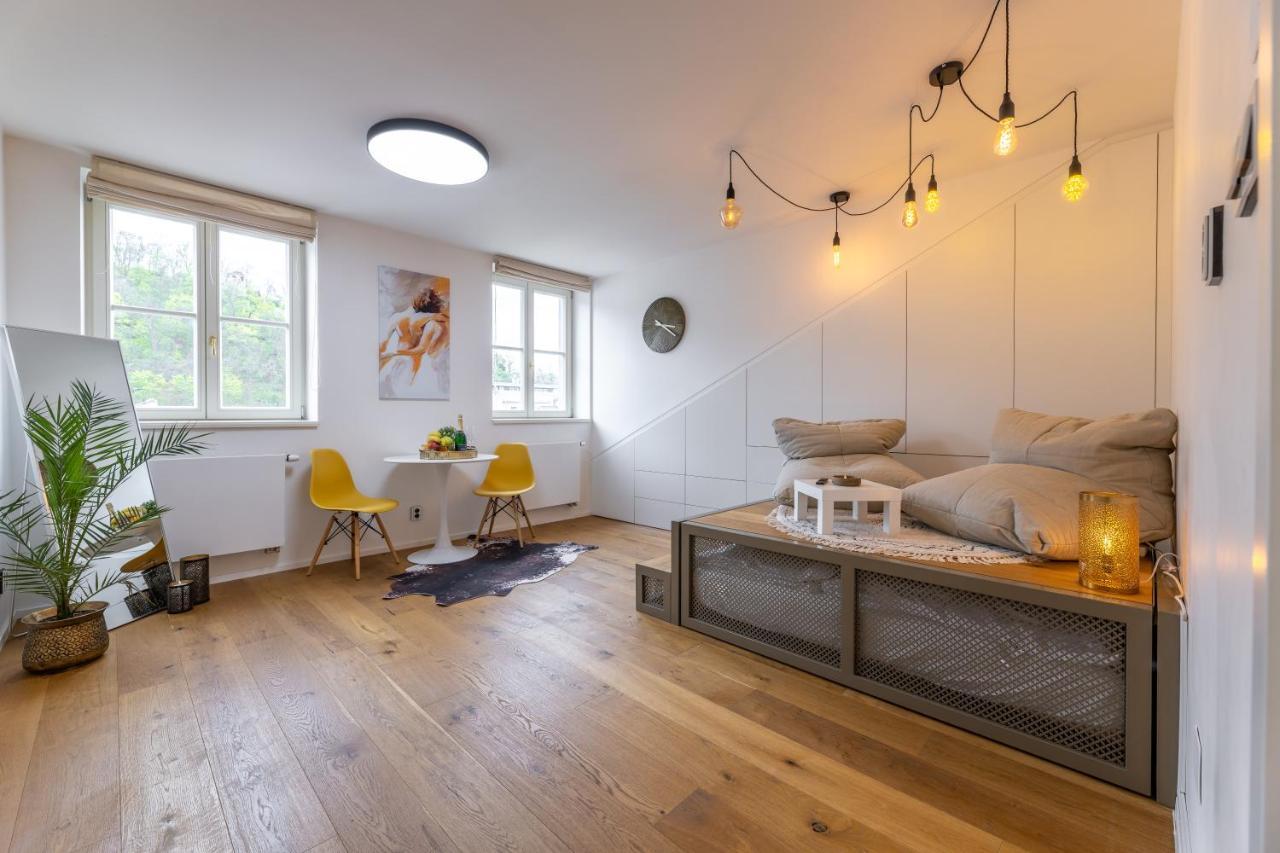 Luxurious, Charming Studio Perfect For Couples Praga Exterior foto