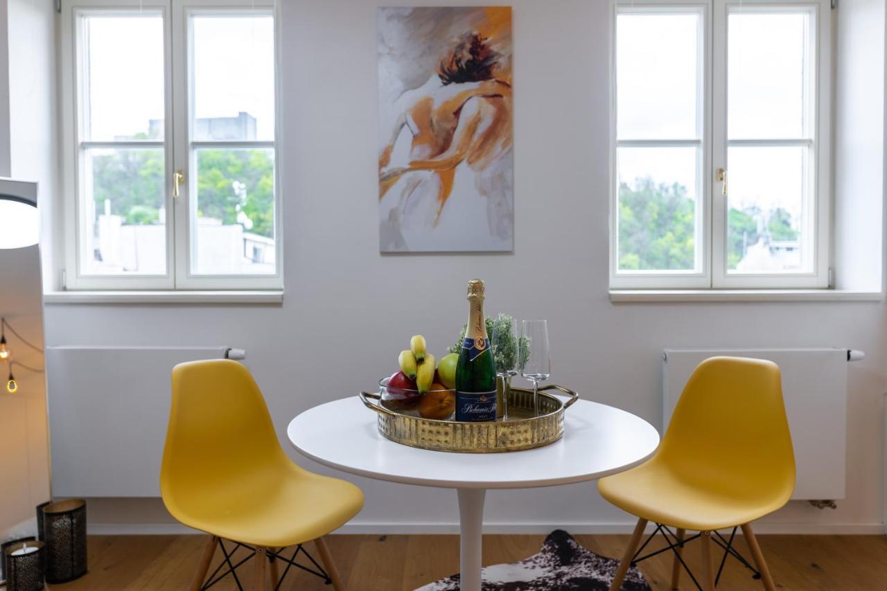 Luxurious, Charming Studio Perfect For Couples Praga Exterior foto