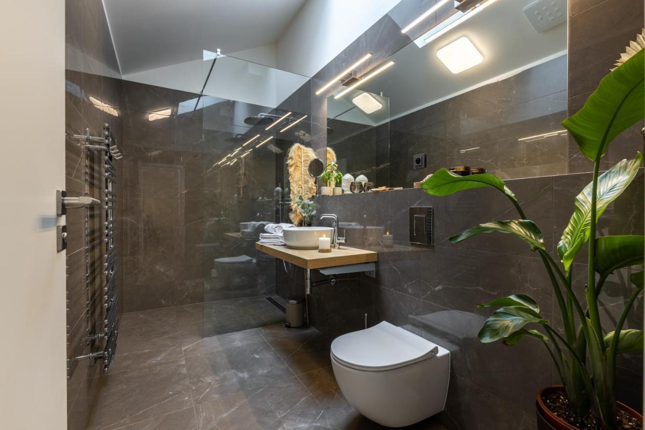 Luxurious, Charming Studio Perfect For Couples Praga Exterior foto