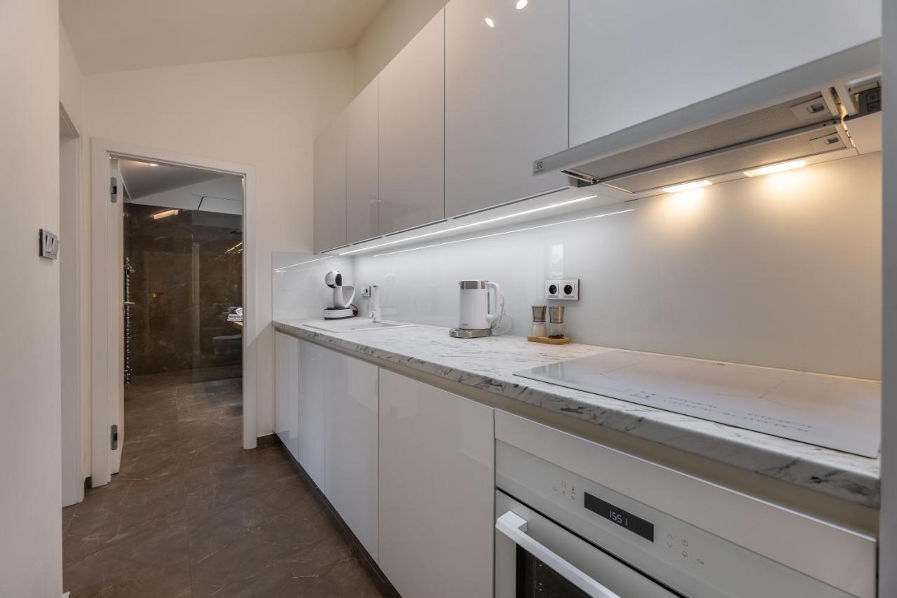 Luxurious, Charming Studio Perfect For Couples Praga Exterior foto